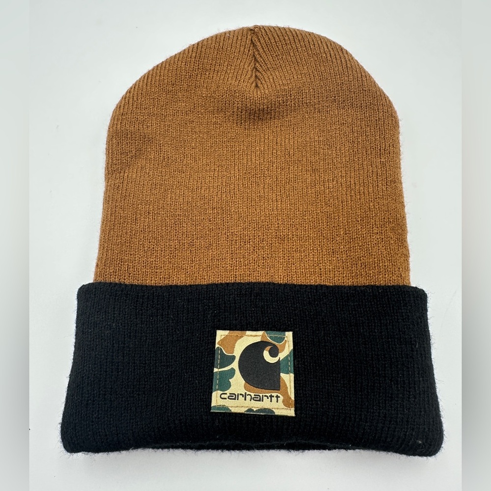 Carhartt Knit Camo Patch Two Tone Brown & Black Cuffed Beanie Hat Cap Unisex